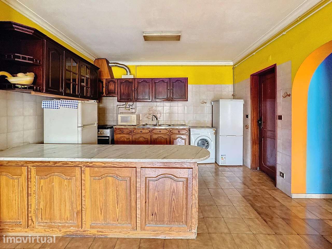 Apartamento T2  - Arrendamento - Bem localizado na Nazaré - Grande imagem: 2/20