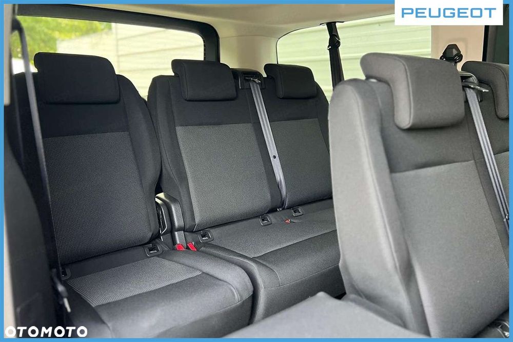 Peugeot Traveller - 11