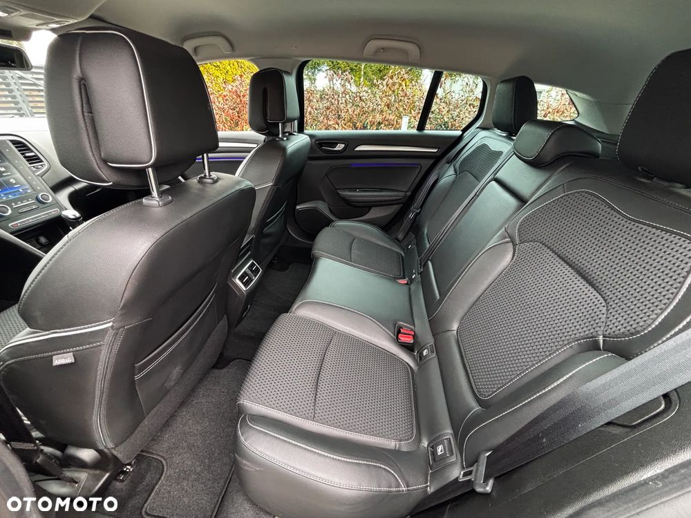 Renault Megane ENERGY TCe 130 Start & Stop Bose Edition - 21