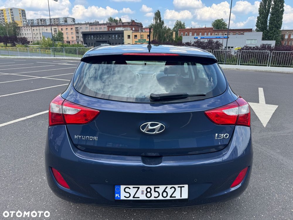 Hyundai i30 1.4 Comfort - 8