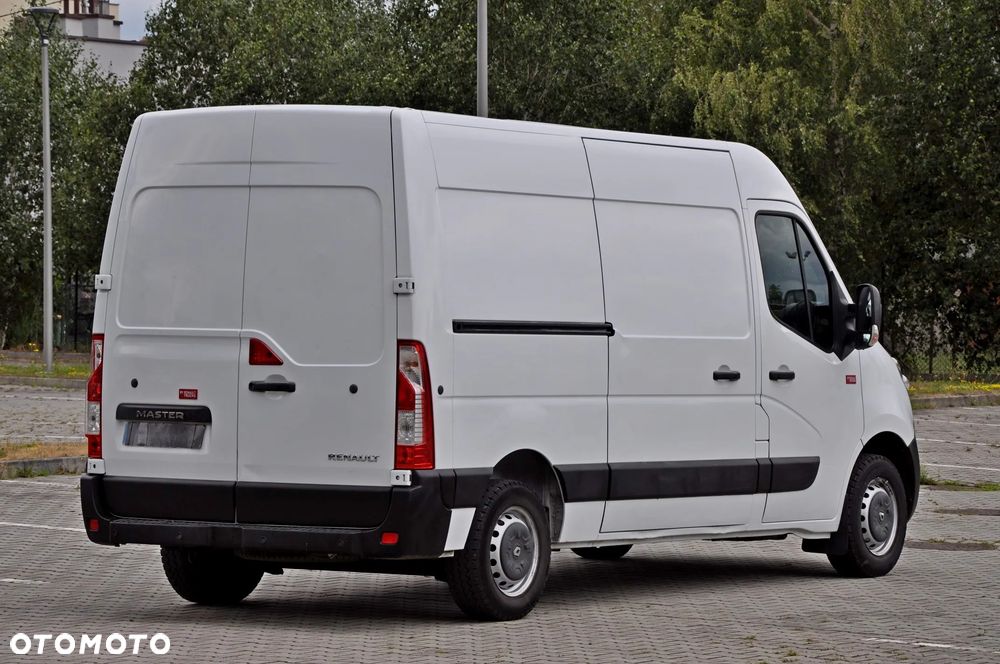 Renault Master - 18