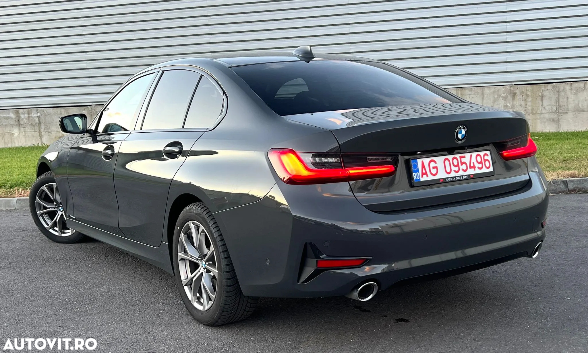 BMW Seria 3 320d Aut. Sport Line - 12