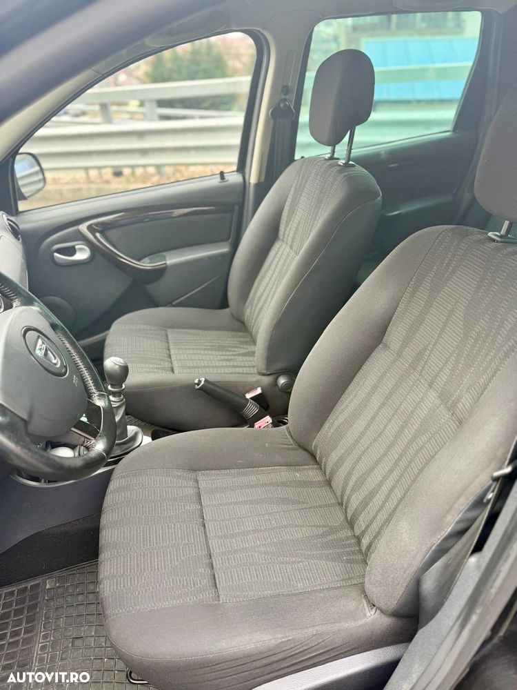Dacia Duster dCi 110 FAP 4x4 Prestige - 13