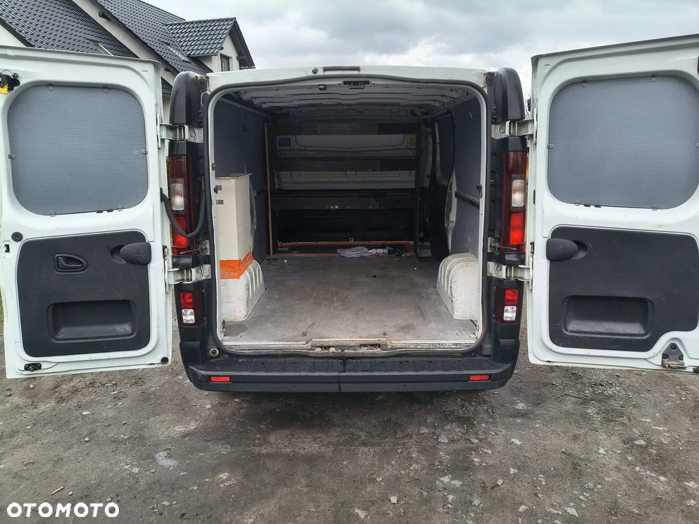 Renault Traffic - 13