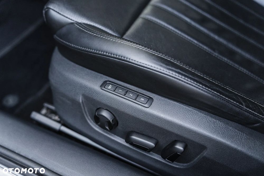 Skoda Superb 1.8 TSI L&K DSG - 11