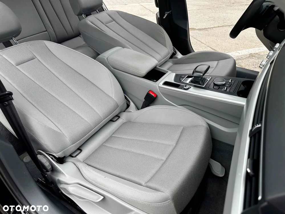 Audi A4 Limousine - 24