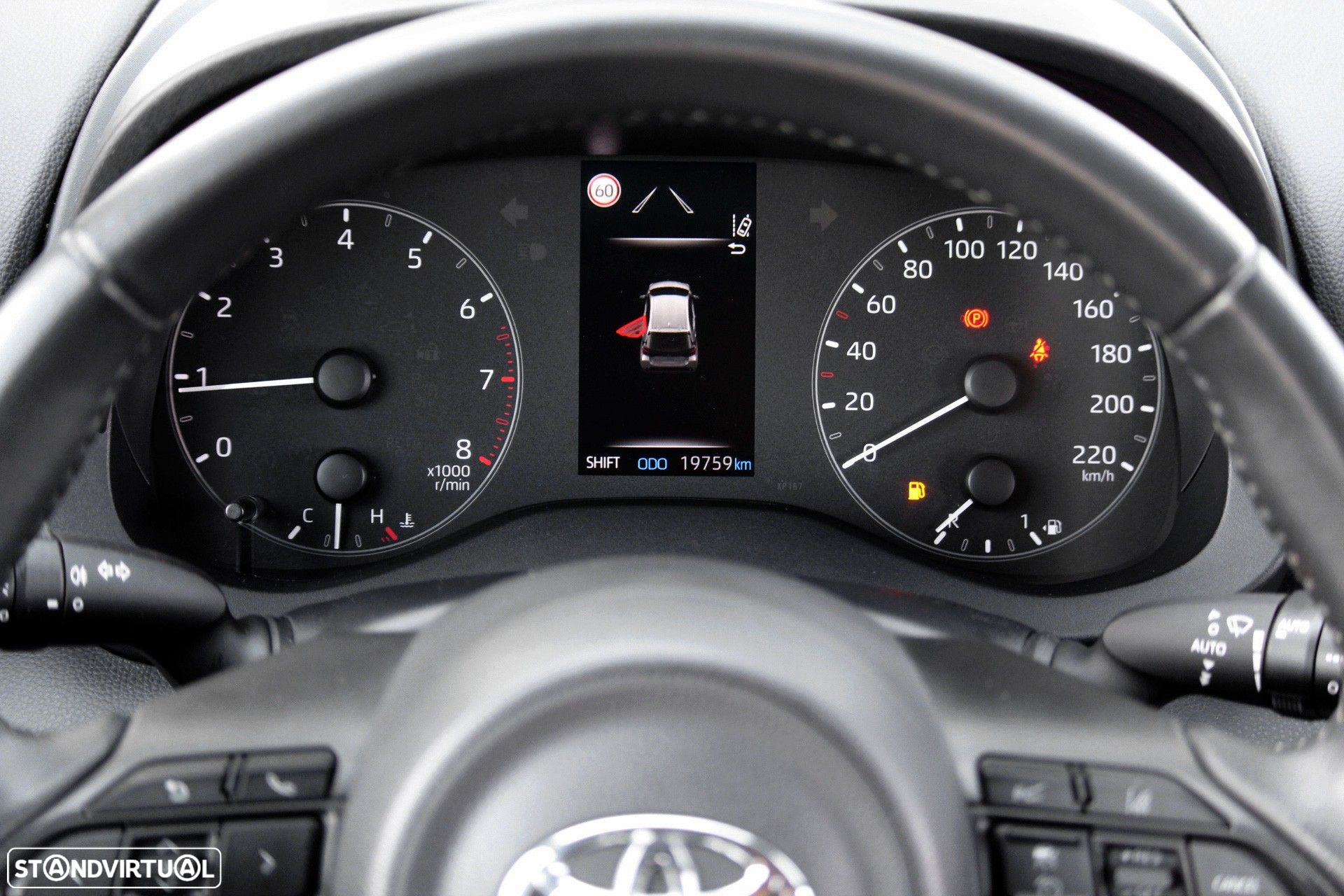 Toyota Yaris 1.0 VVT-i Comfort - 24