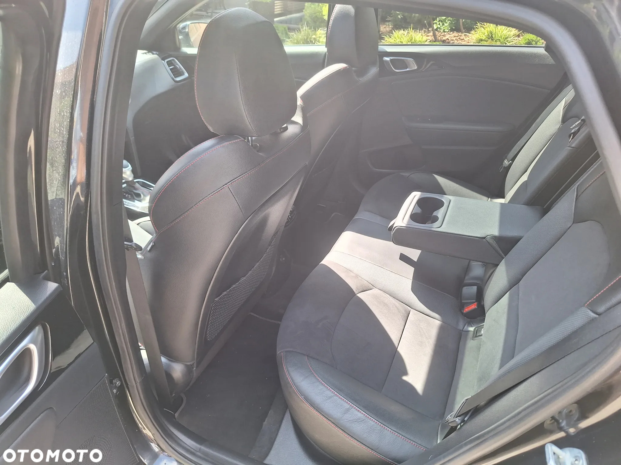 Kia Ceed 1.6 T-GDI GT DCT - 16