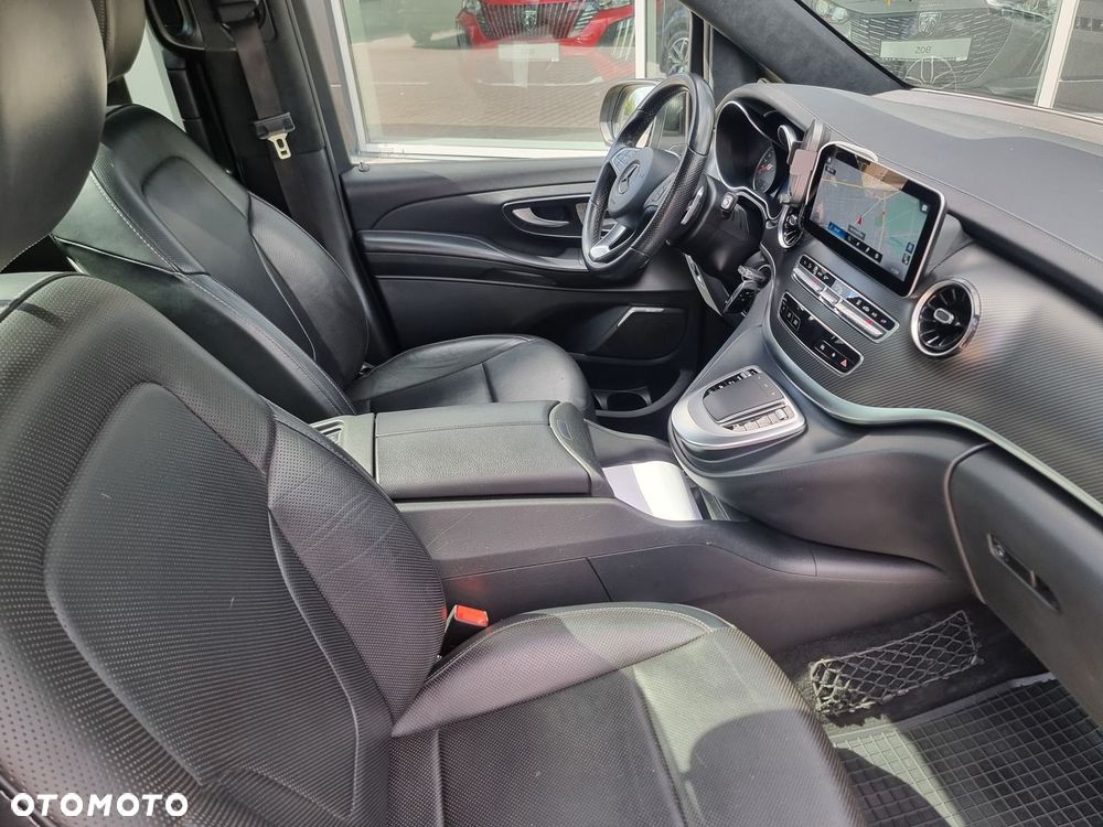 Mercedes-Benz Klasa V 300 d 4-Matic Exclusive 9G-Tronic (d³ugi) - 18