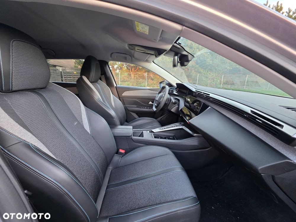 Peugeot 308 180 e-EAT8 Allure - 15