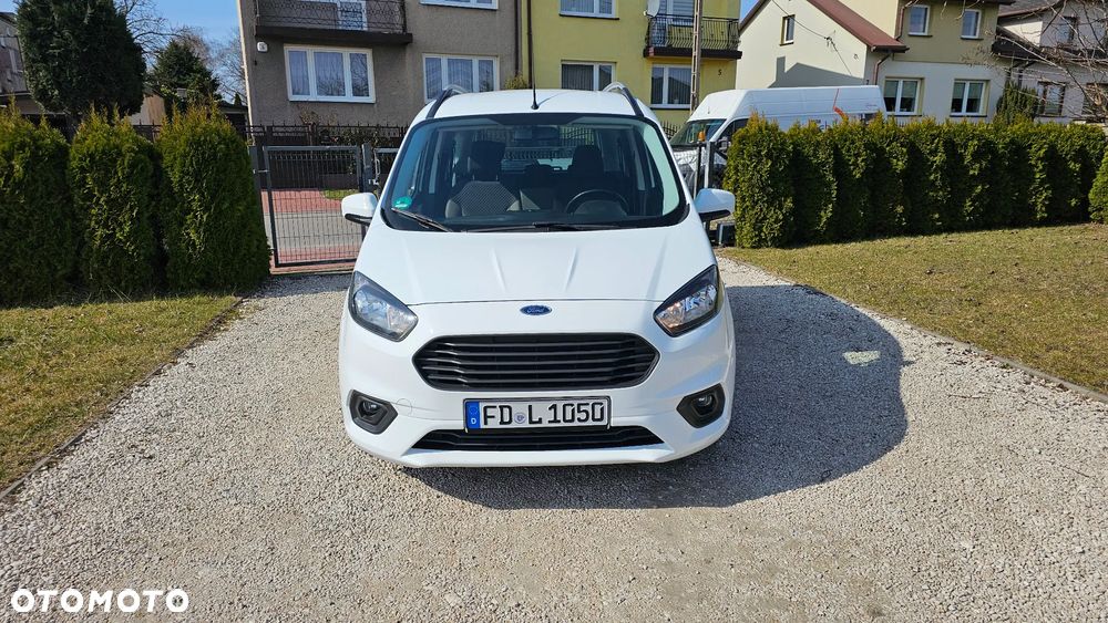 Ford Tourneo Courier 1.5 TDCi S&S Trend - 21