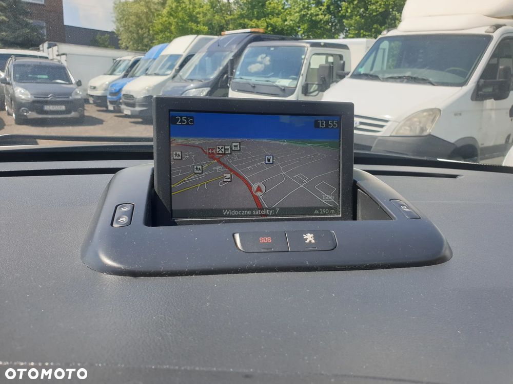 Peugeot 3008 1.6 HDi Access - 16