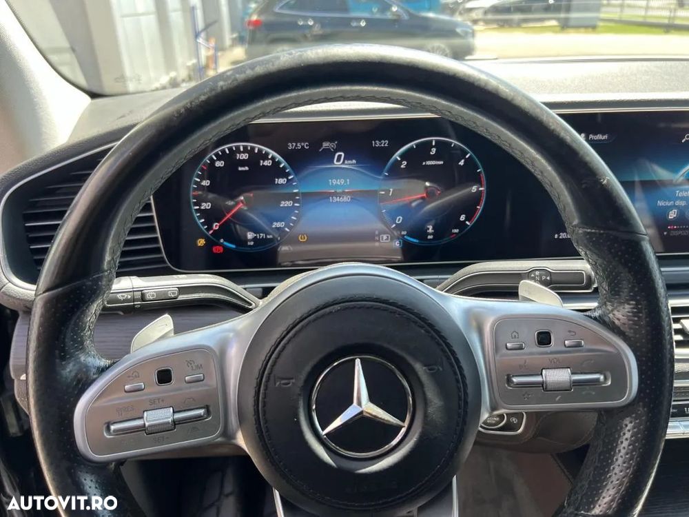 Mercedes-Benz GLS - 10