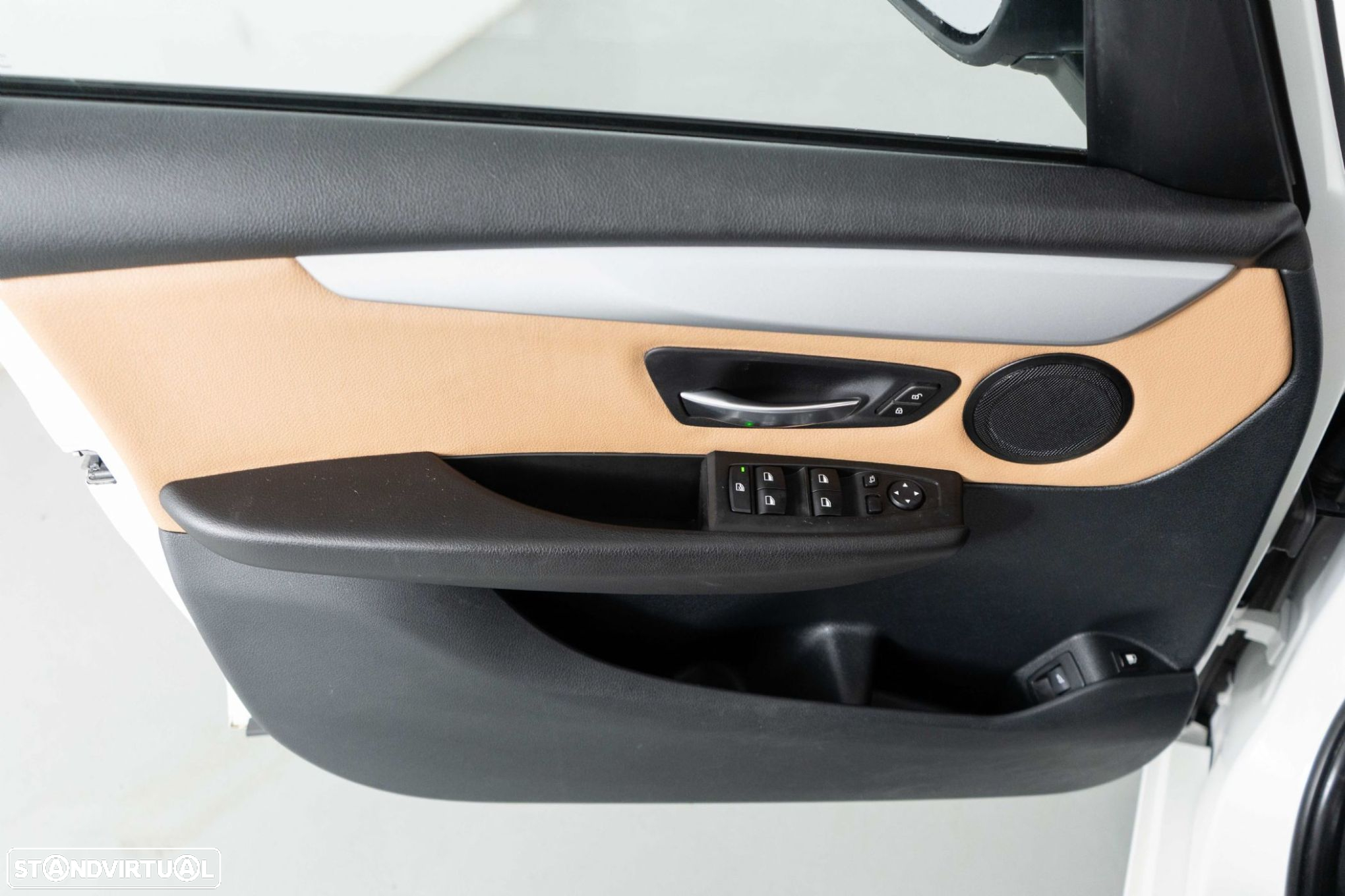 BMW 225xe Active Tourer Line Luxury - 19