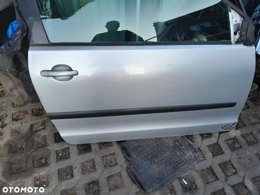 VW POLO 9N DRZWI PRAWE PRZEDNIE PRAWY PRZÓD 3 DRZWI - 1