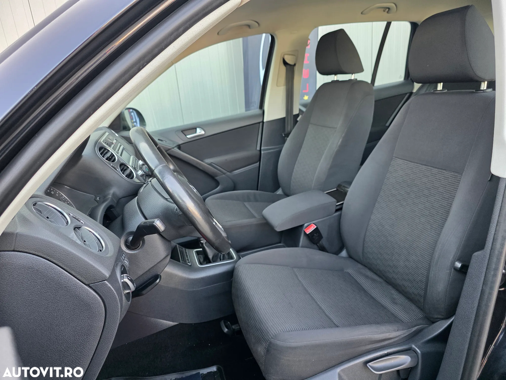 Volkswagen Tiguan 1.4 TSI BlueMotion Technology Trend & Fun - 6