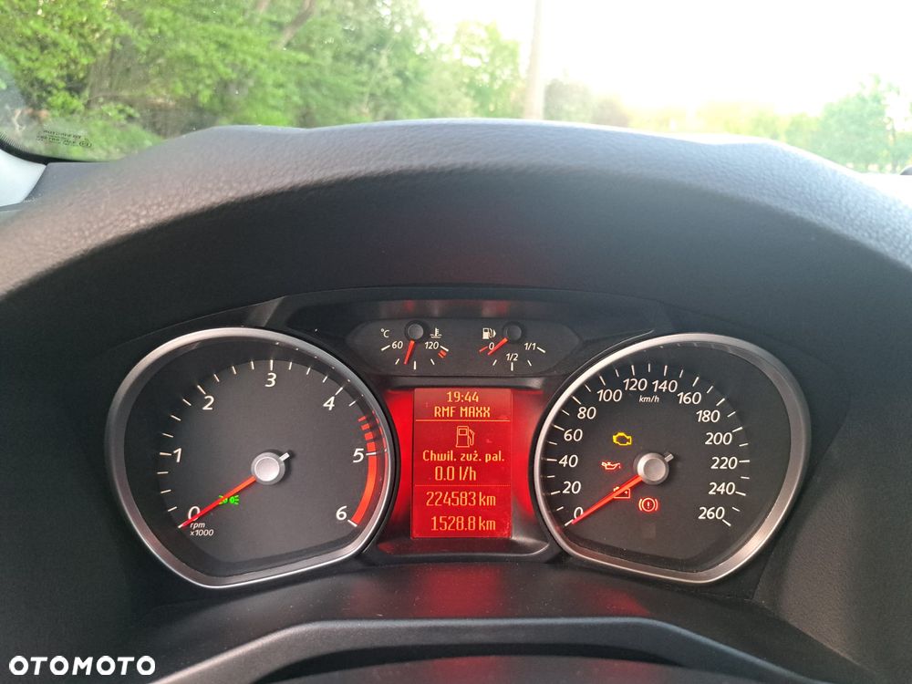 Ford Mondeo 1.6 TDCi Ambiente - 9
