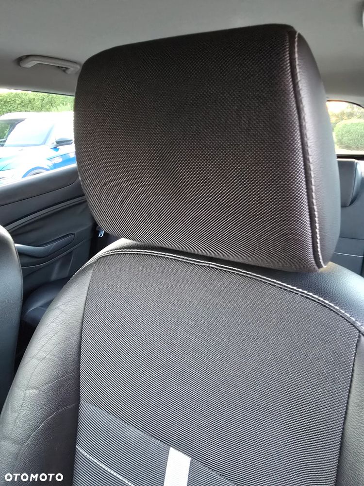 Ford Kuga - 15