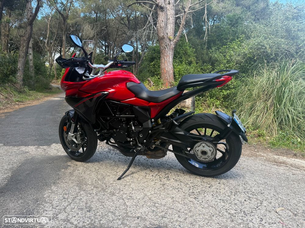 MV Agusta Turismo Veloce Rosso Aniversário 75 - 3
