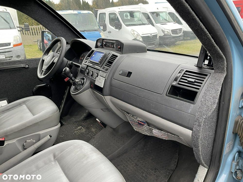 Volkswagen Transporter - 3