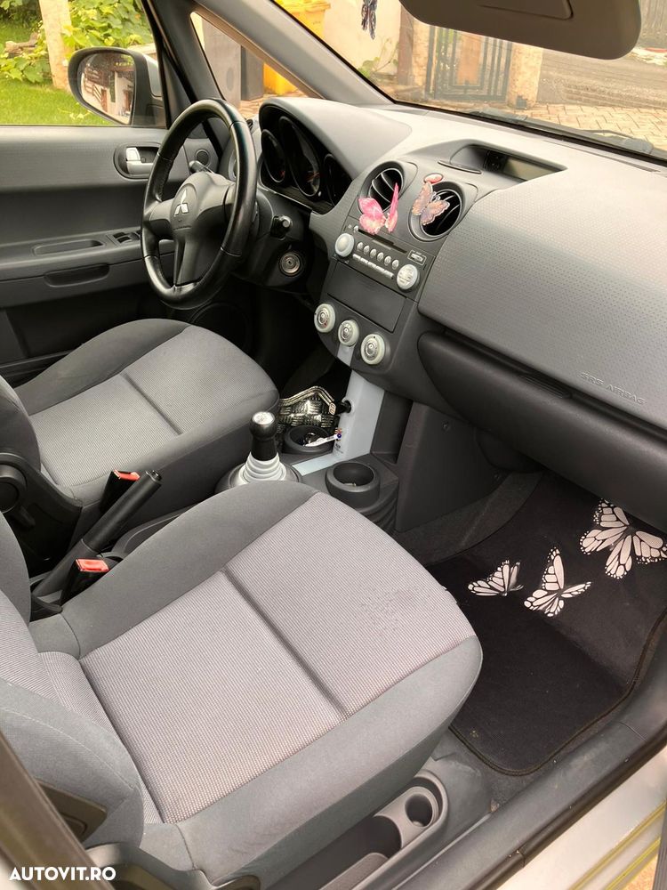 Mitsubishi Colt 1.5 Automatik Instyle - 6