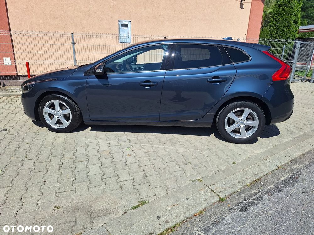 Volvo V40 D2 Kinetic - 16