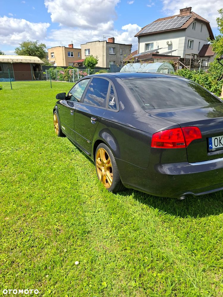 Audi A4 Limousine 2.0 TDI DPF S line Sportpaket (plus) - 12