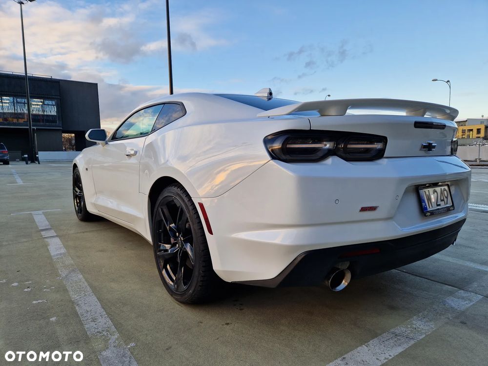 Chevrolet Camaro Coupe 6.2 V8 - 8