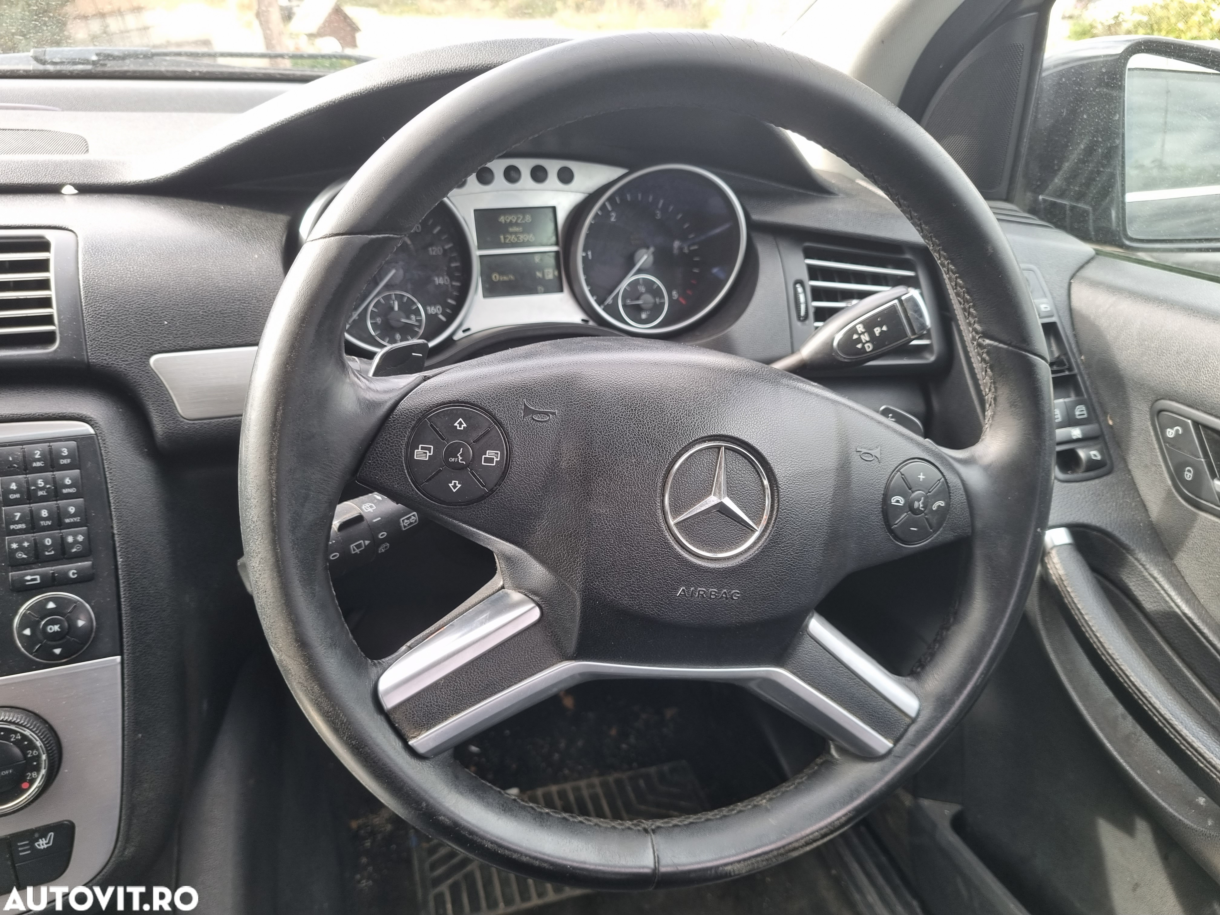 pavilion mercedes r class w251, usa - 4