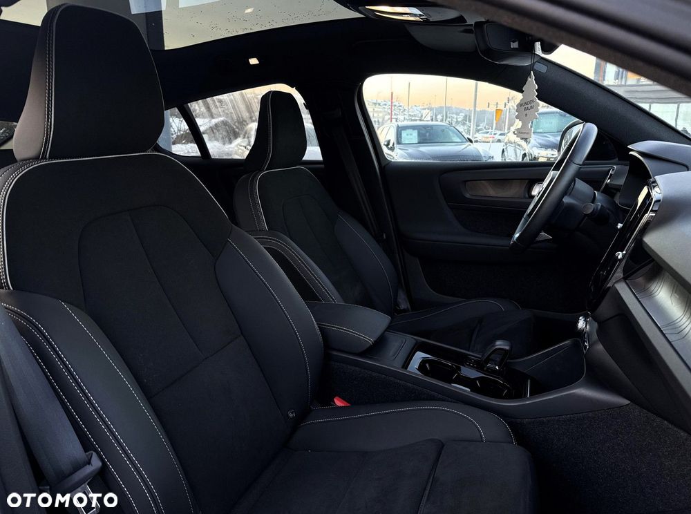 Volvo C40 - 11