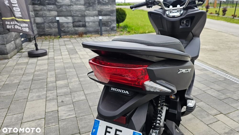 Honda PCX - 5