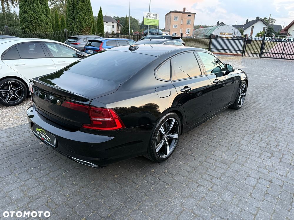 Volvo S90 D5 SCR AWD R-Design - 31