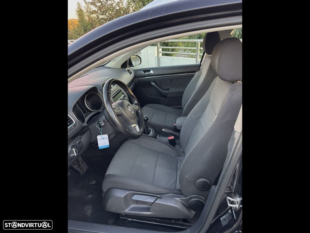 VW Golf Variant 1.6 TDi Confortline - 10