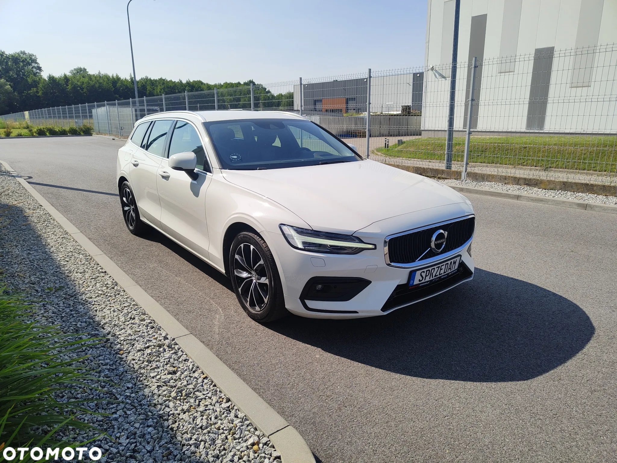 Volvo V60 D4 Geartronic Momentum Pro - 2