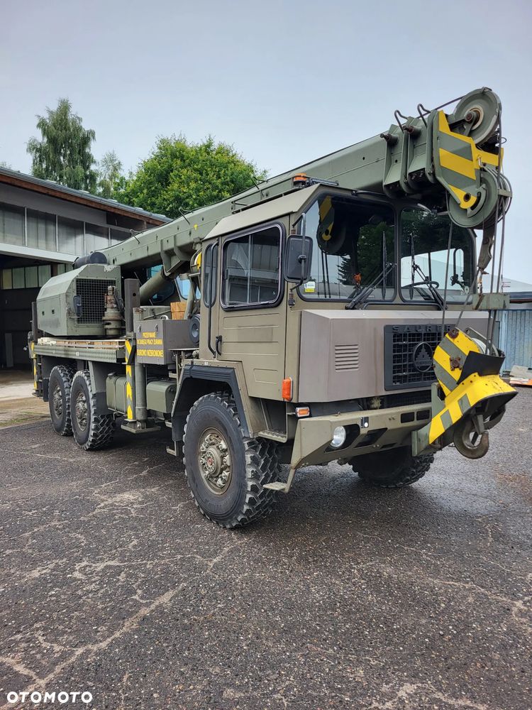 Inny Saurer Gottwald - 2