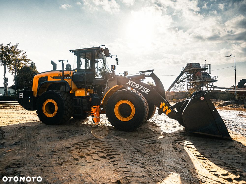 XCMG Ładowarka kołowa XCMG XC975E - 2
