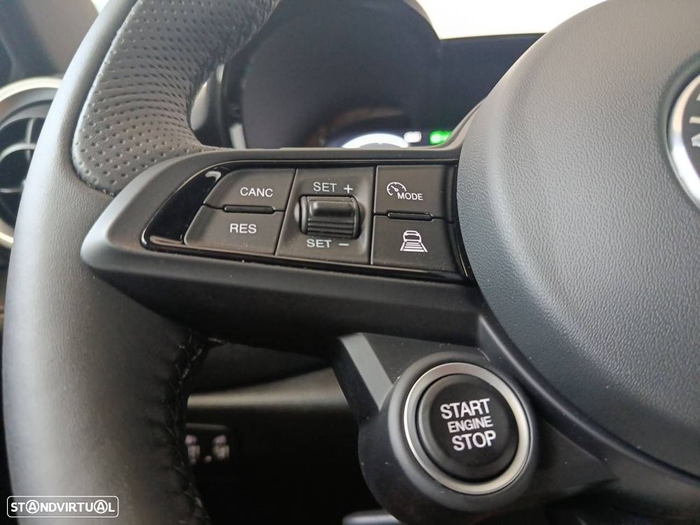 Alfa Romeo Tonale 1.5 Hybrid Sprint - 17