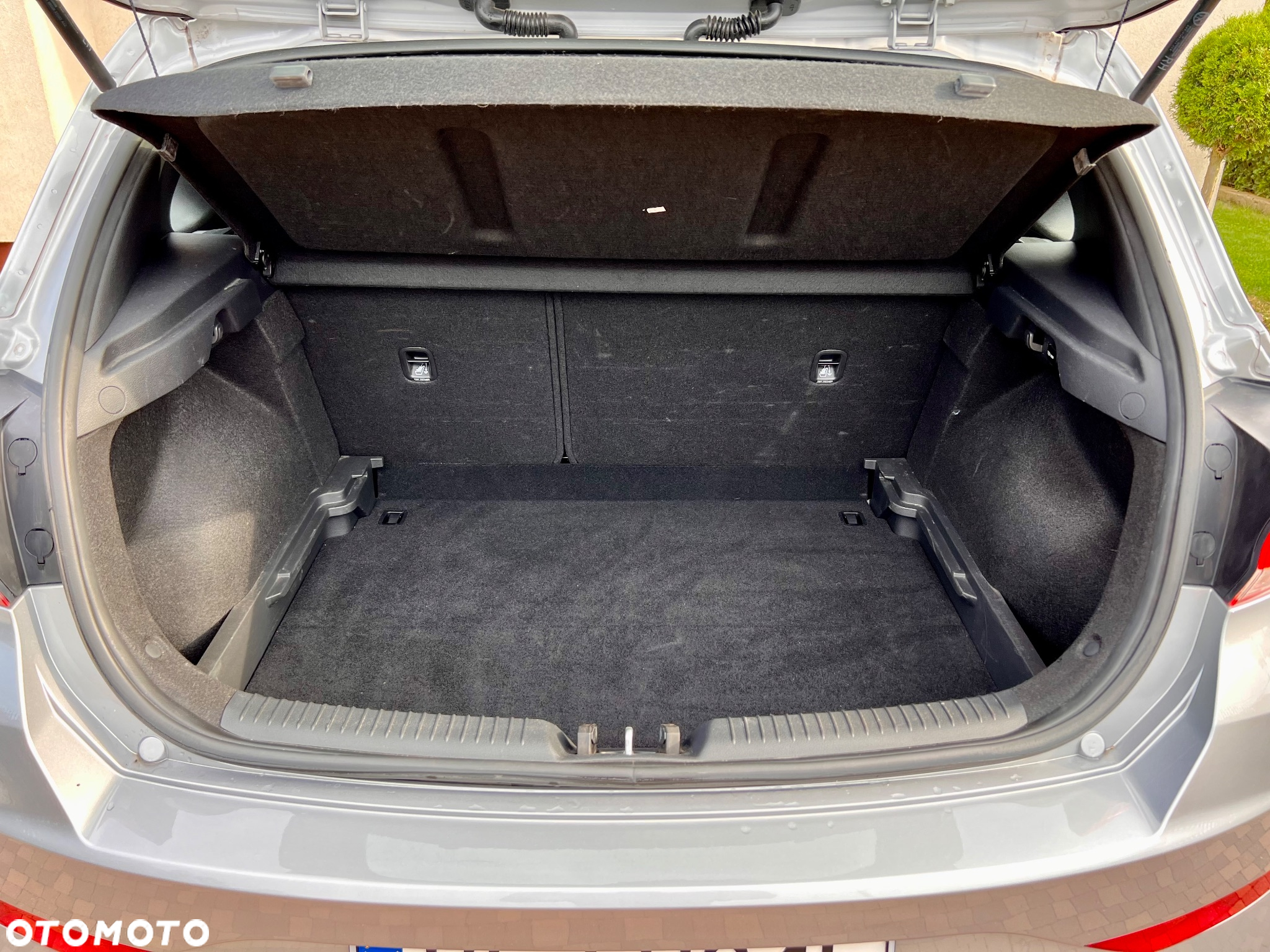 Hyundai i30 1.5 DPI Classic + - 10