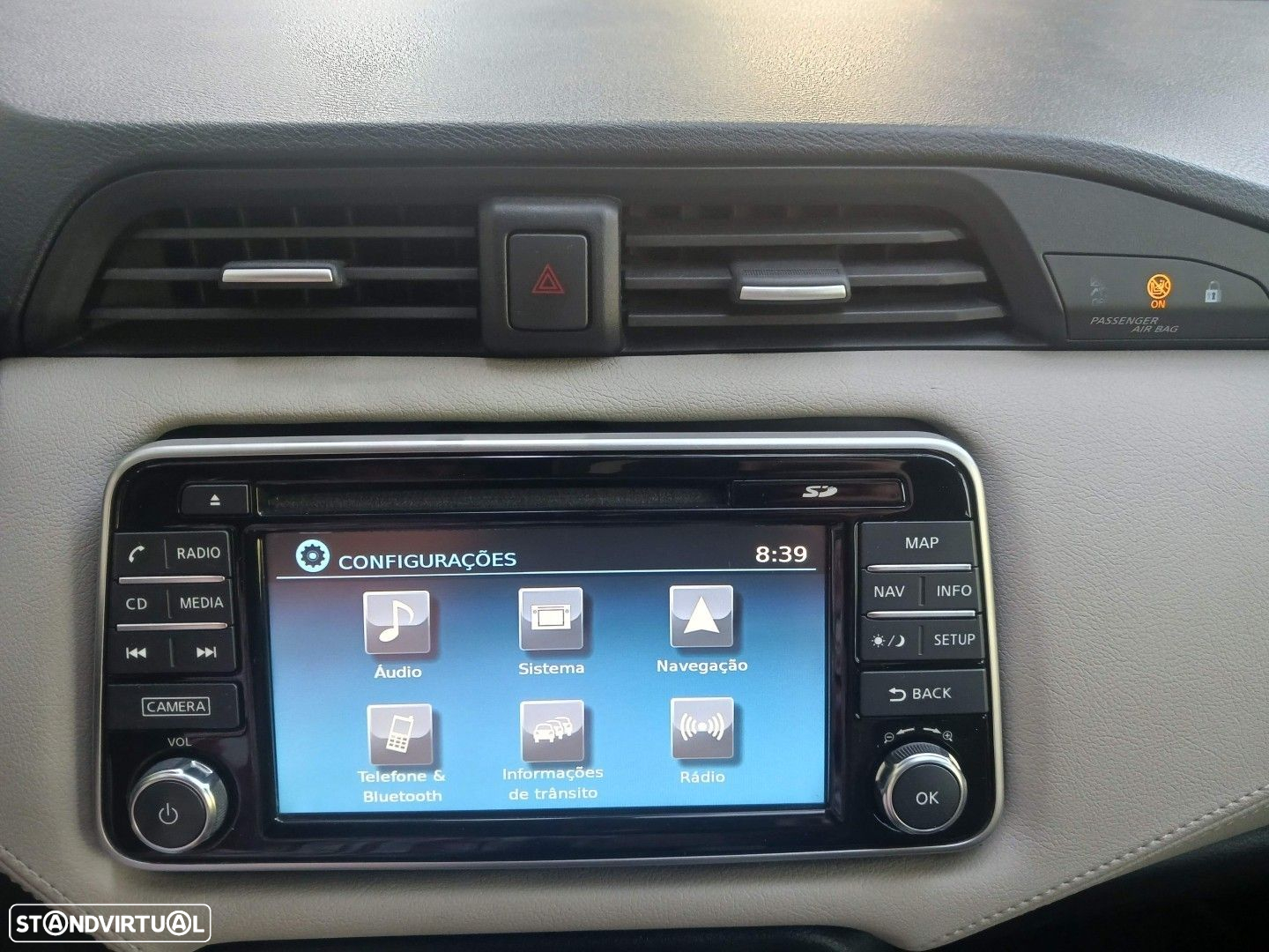 Nissan Micra 0.9 IG-T N-Connecta Urban S/S - 17