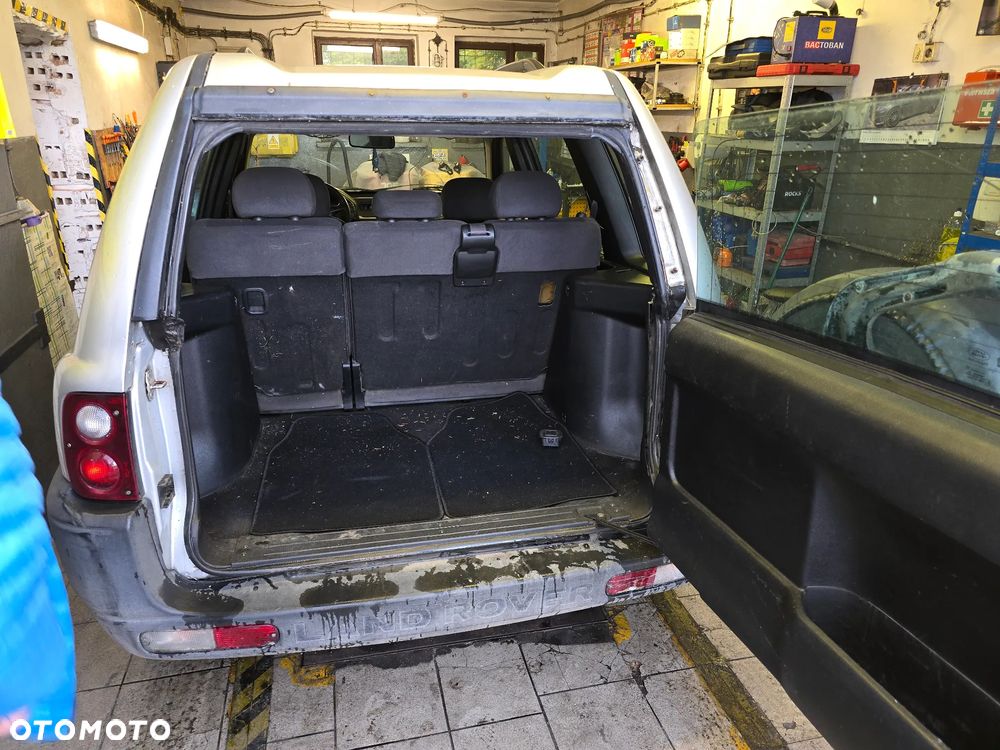 Land Rover Freelander 2.0 D - 26