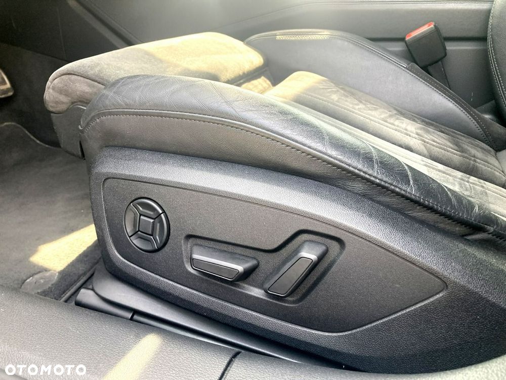 Audi A6 Allroad - 37