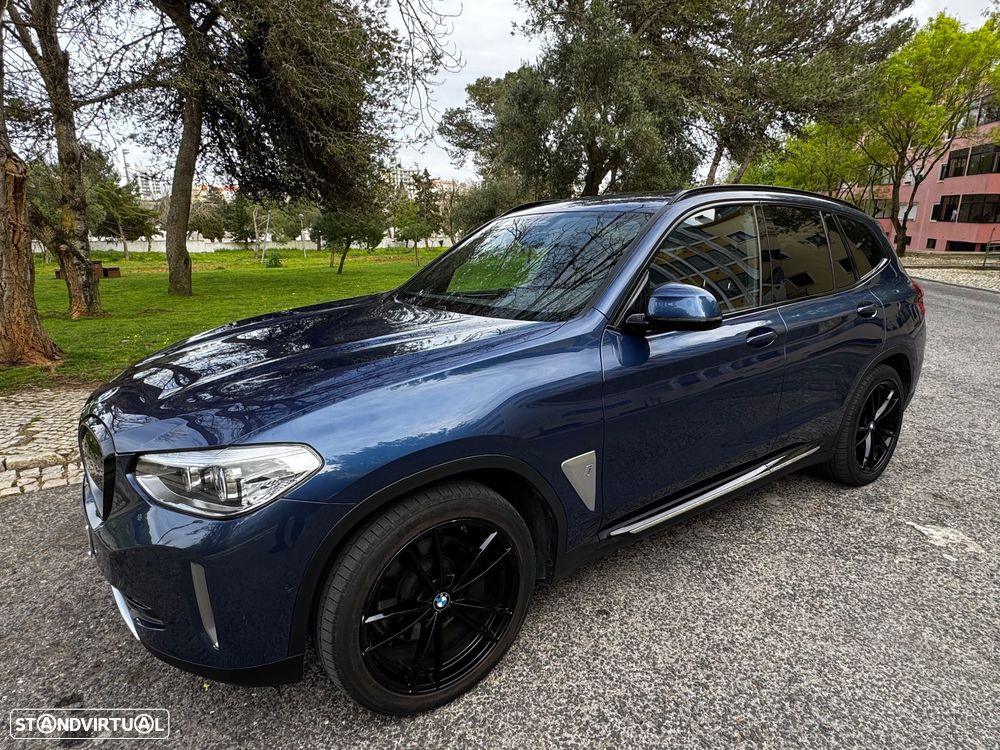 BMW iX3 Inspiring - 1