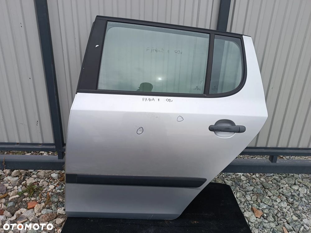 DRZWI LEWE TYLNE LEWY TYŁ SKODA FABIA II - 2