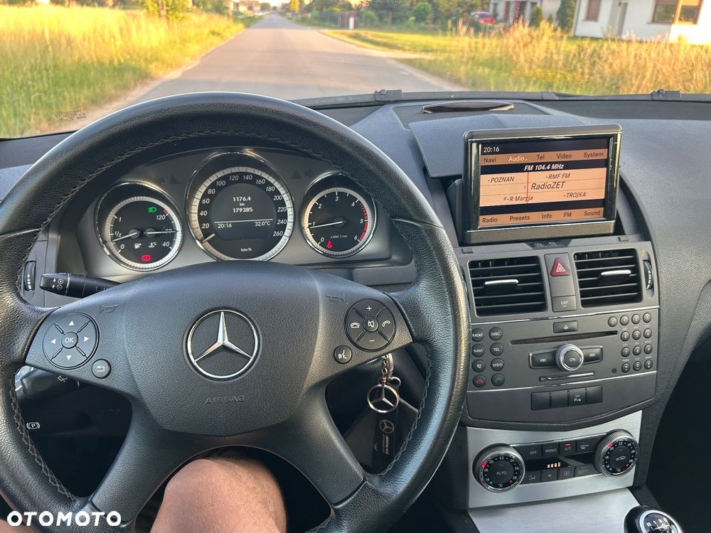 Mercedes-Benz Klasa C 200 CDI Avantgarde Edition - 12