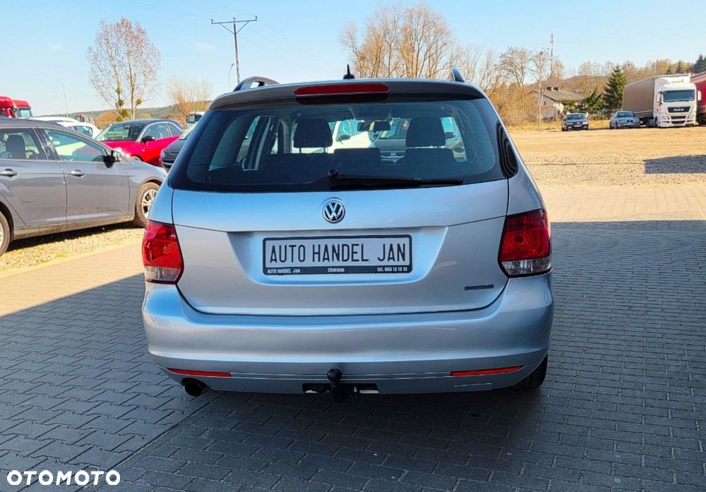 Volkswagen Golf - 24