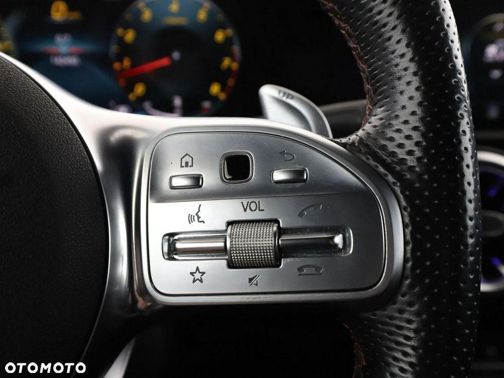 Mercedes-Benz CLA AMG 35 4-Matic 7G-DCT - 33