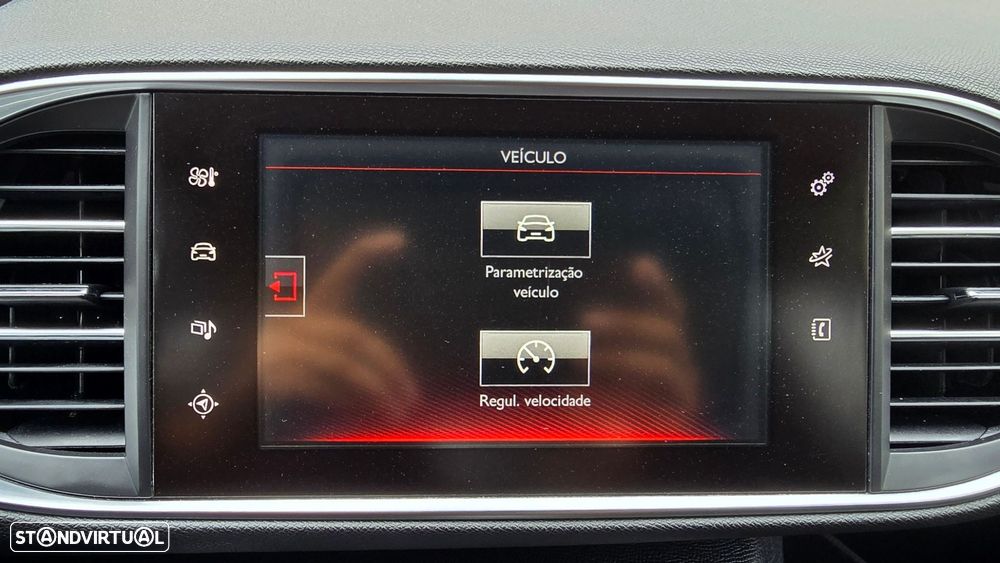 Peugeot 308 1.2 PureTech GT Line - 25