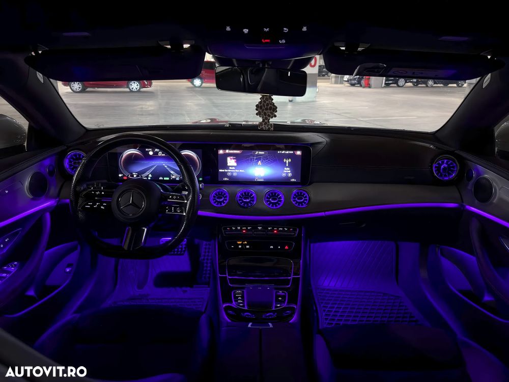 Mercedes-Benz E - 10