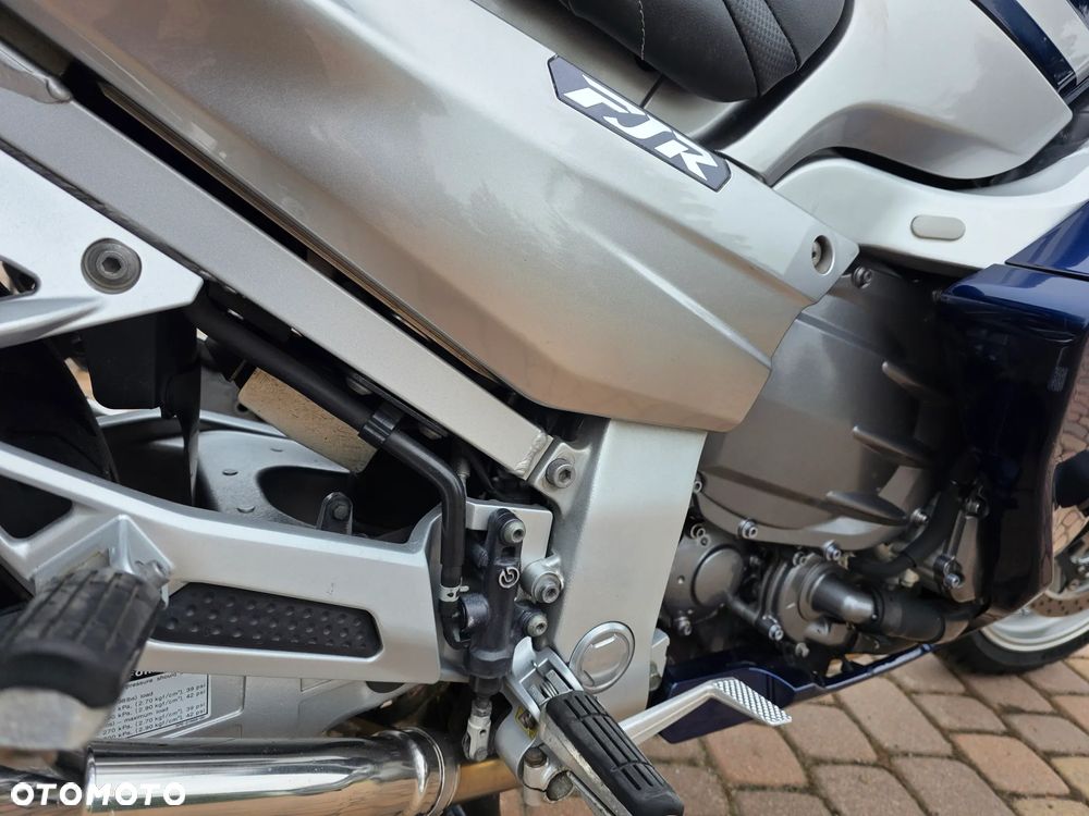 Yamaha FJR - 40
