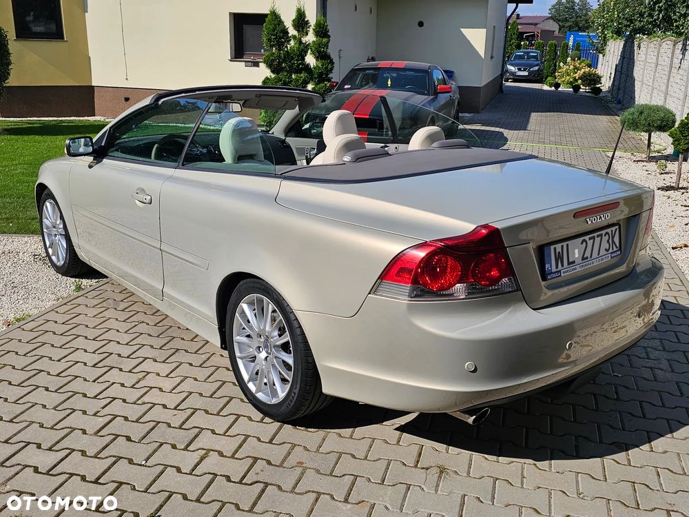 Volvo C70 2.4D5 Summum - 6